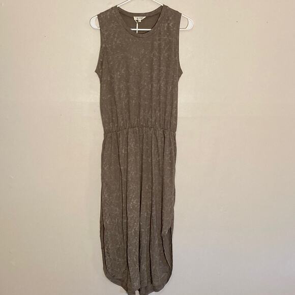 NWT Casual Lightweight Side Slit Dress w/ Pockets MOCHA Size: Small - Picture 5 of 8